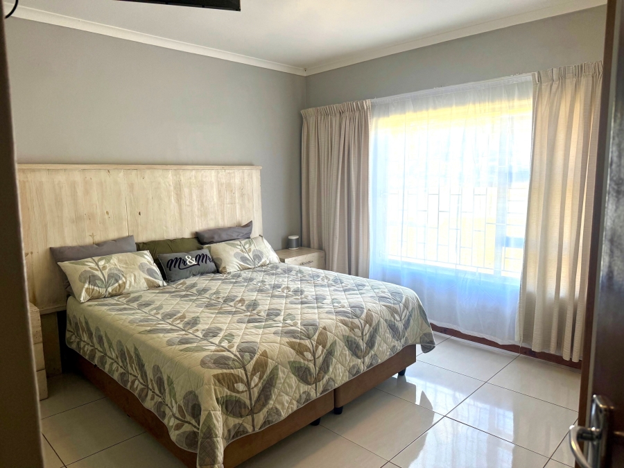 3 Bedroom Property for Sale in Die Wingerd Western Cape